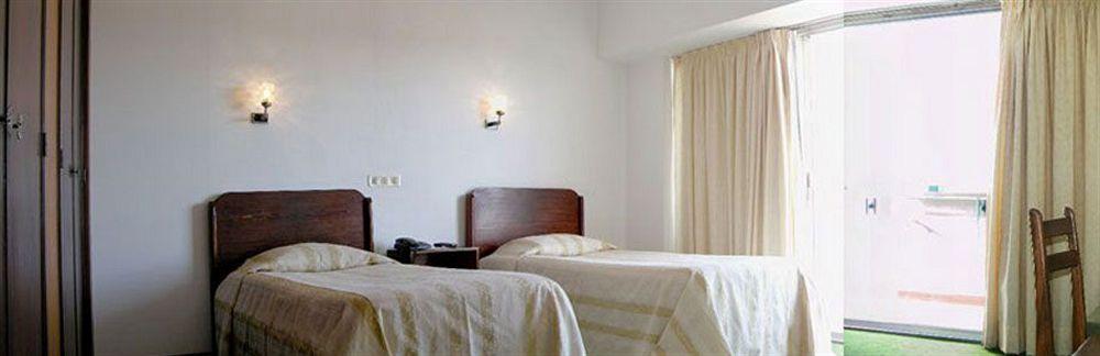 Residencial Greco Otel Funchal Oda fotoğraf